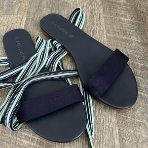 Rothy’s wrap sandal Surf 7.5
